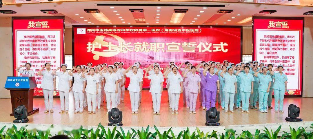 发现冷知识,尽在初中生关于《出师表》中的一些问题: 后值倾覆-指汉献帝建安十三年(208)刘备被曹操战败的事。大神!